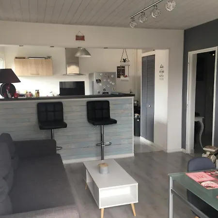 2 Pieces - Quartier Calme - Parking Gratuit Apartment Metz Exterior photo